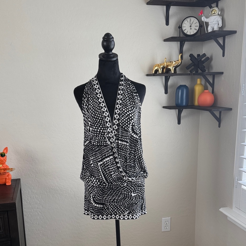 BCBGMaxAzria Black and White Geometric Dress/Tunic